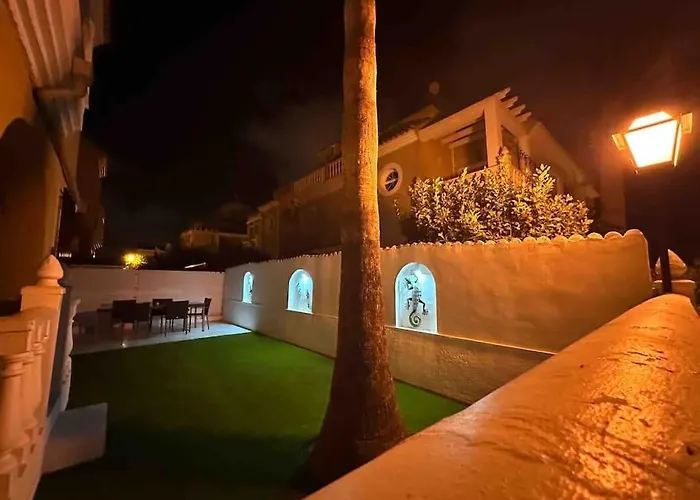 Sol Beach, Cabo Roig 펜션 오리후엘라