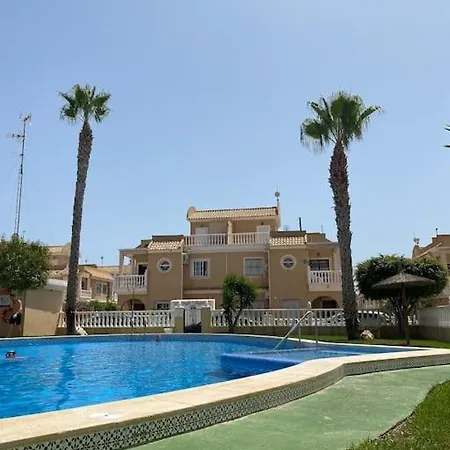 別荘 Sol Beach, Cabo Roig *